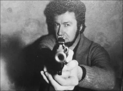 Jacques Mesrine, l'ennemi Public N 1 a cess de vivre subitement  l'ge de ... .