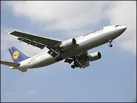 L'A300 est un avion de ligne construit par Airbus et mis en service en 1974. Pourquoi ce nom d'A300 lui a-t-il t attribu ?