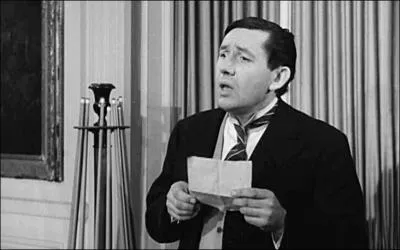 Second rle dans un tas de films ... .