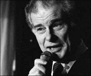 Humoriste franais, journaliste, satiriste, crivain, chroniqueur radio, chansonnier ... une grosse tte !