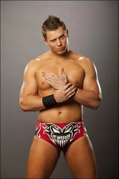 Quel est le nom de son quipe avec R-Truth ?