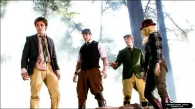 Dans la lgende que Jacob raconte  Bella, qui sont les vampires ?