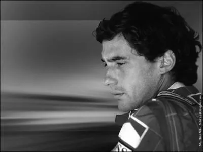 Ayrton Senna a quitt le route  l'ge de ...