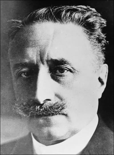 Qui est ce prsident de la Rpublique franaise ?