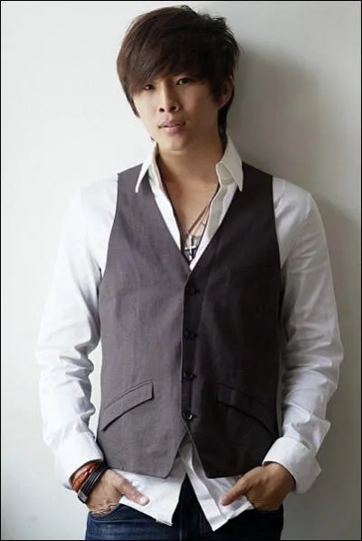 Qui joue Eric Yorkie ?