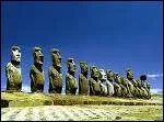 Quelles sont ces sculptures clbres sur l'le de Paques ?