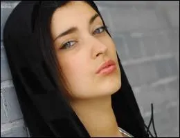 Quelle tait la premire chanson de Sheryfa Luna ?