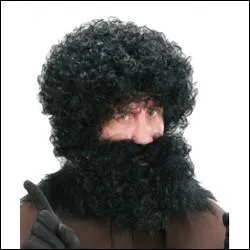 Je suis celui qui donne du charbon aux enfants qui n'ont pas été sages. Qui suis-je ?