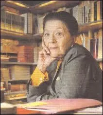 Quelle crivaine obtient en novembre le prix Goncourt pour son roman ' Oublier Palerme ' ?