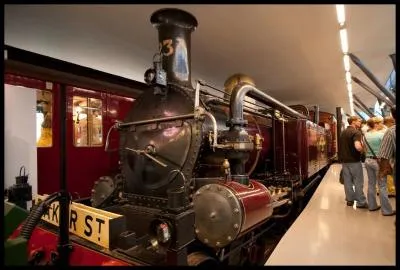 Les premiers mtros fonctionnaient  l'essence.