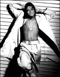 Quel est le dernier clip o MJ apparat ?