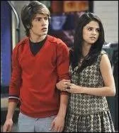 Quel est le prnom de ce beau gosse qui est son dernier petit ami (saison 3 et 4 ) ?