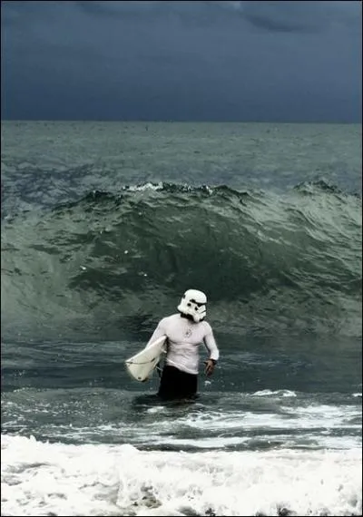 Ce Stormtrooper lui a pris des vacances  Hawa, pour...