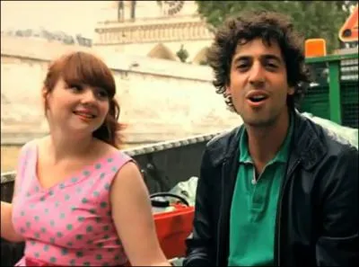 Dans quel clip chante-t-il avec Luce ?