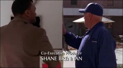 Saison 3 : Lors de l'pisode 15 , qu'est-il crit une plaque fix au coffre , ou les cassettes faites par les lves dans la saison 2 , sont enfermes ?