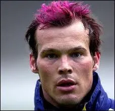 En 2001, quel joueur avait cette coiffure ?