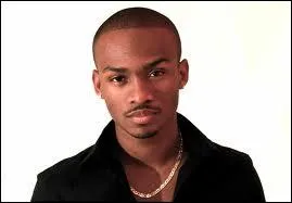 Quel est ce chanteur ?