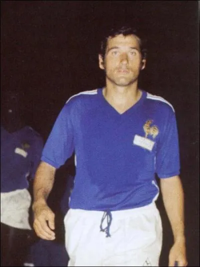 Herv Revelli en 30 slections a inscrit ... . .