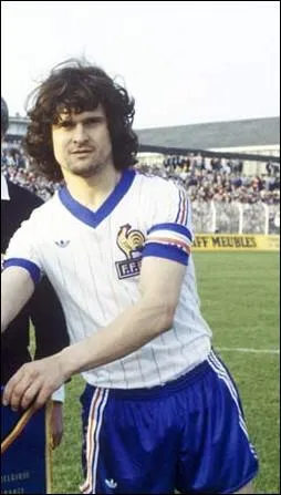 Didier Six en 52 slections a inscrit ... . .