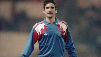 Eric Cantona en 45 slections a inscrit ... ...