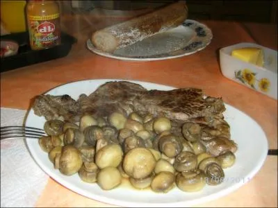 Couper un lgume dans le sens de la longueur, c'est le tailler en : 