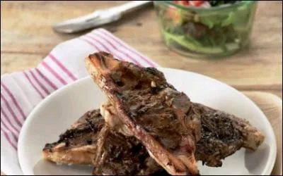 Un intrus s'est gliss parmi ces goteux morceaux de boeuf, trouvez-le.