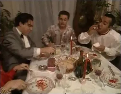 ''Soirée du nouvel an´ : Catastrophique pour celui qui reçoit (Bernard Campan). De quelle blessure ne souffre-t-il pas à la fin du repas ?