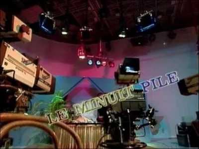 Qui présente le ''journal télévisé'' en Guadeloupe ?