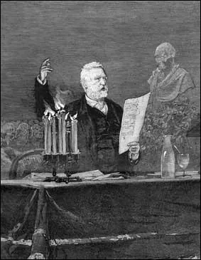 Aimons toujours ! Aimons encore ! Quand l'amour s'en va, l'espoir fuit. Qui en est l'auteur ?