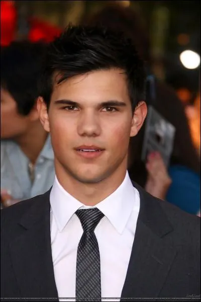 Quel ge a-t-il dans 'Twilight' ? (la photo n'a peut-tre rien  voir avec la rponse)