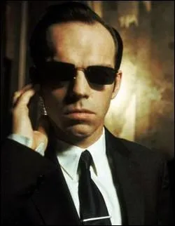 Agent Smith, le programme qui parcourt la Matrice pour en assurer la scurit et lutter contre les humains qui la piratent :