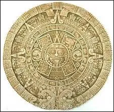 La Pierre du Soleil est une sorte de calendrier reprsentant les dieux et les vnements de l'anne. Elle pse 24 tonnes avec un diamtre de 3, 60 m. Quel peuple l'utilisait ?