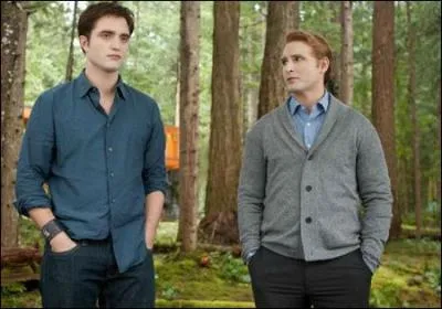 Que dit Carlisle, quand Bella pense pouvoir tenir suffisamment de temps pour qu'on lui injecte du venin ?