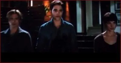 Que disent Jasper, Alice et Edward quand les loups arrivent ? (dans l'ordre)