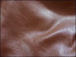 Quatre boules de ... .