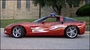 Cette voiture est une...