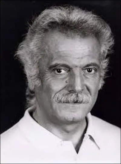 ''Par le petit garçon qui meurt près de sa mère / Par les gosses battus par l'ivrogne qui rentre / Par la vierge vendue qu'on a déshabillée / Par le cheval tombé sous le chariot qu'il traîne''