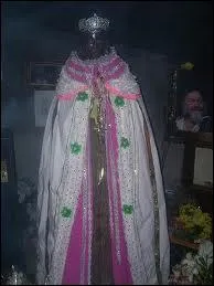 Qui est 'la vierge noire' ?