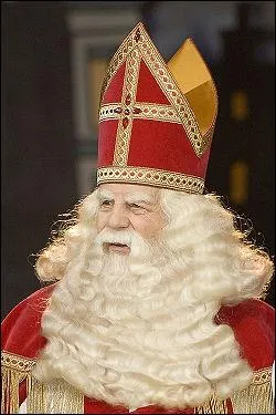 Saint Nicolas est ft les 5 et 6 dcembre dans de nombreux pays du Nord, et dans le Nord Est de la France. A quel Nicolas fait-on rfrence ?
