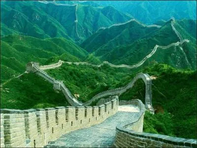 Pour terminer ce quizz, la grande muraille de Chine fait partie des sept nouvelles merveilles du monde, mais savez-vous quelle est la longueur totale des murs ?