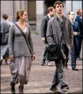 Contre toute attente, elle choisit le clan des Audacieux. Quel est le choix de son frre Caleb ?