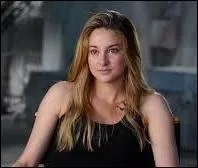 Quel nouveau nom choisit-elle en intgrant le centre ?