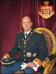 De quel Etat le prince Albert II est-il le souverain ?