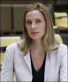 Dans quelle srie hospitalire rencontre-t-on un personnage nomm Amber Volakis, aussi surnomm 'L'abominable garce' ?