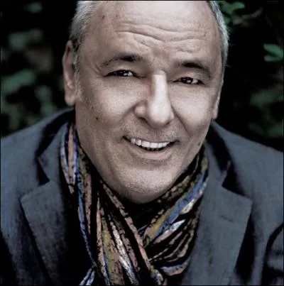 Chanteur Franais, n  Paris, le 10 Fvrier 1949.