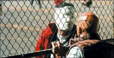 Qui, faussement accus, passe 7 ans en hpital psychiatrique ?