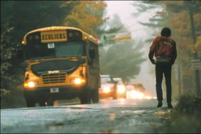 Pourquoi Georges a-t-il t renvoy de cette bande ?