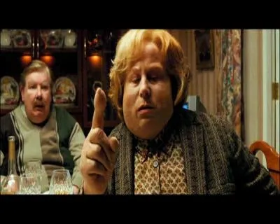 Dans le troisime tome, il est prvu que Marge sjourne chez les Dursley pendant deux semaines.