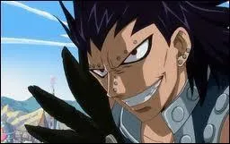 Qui se fait attaquer par Gajil lors de l'attaque de la guilde Phantom Lord ?