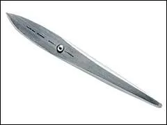 Ce couteau  hutres fait partie de la gamme